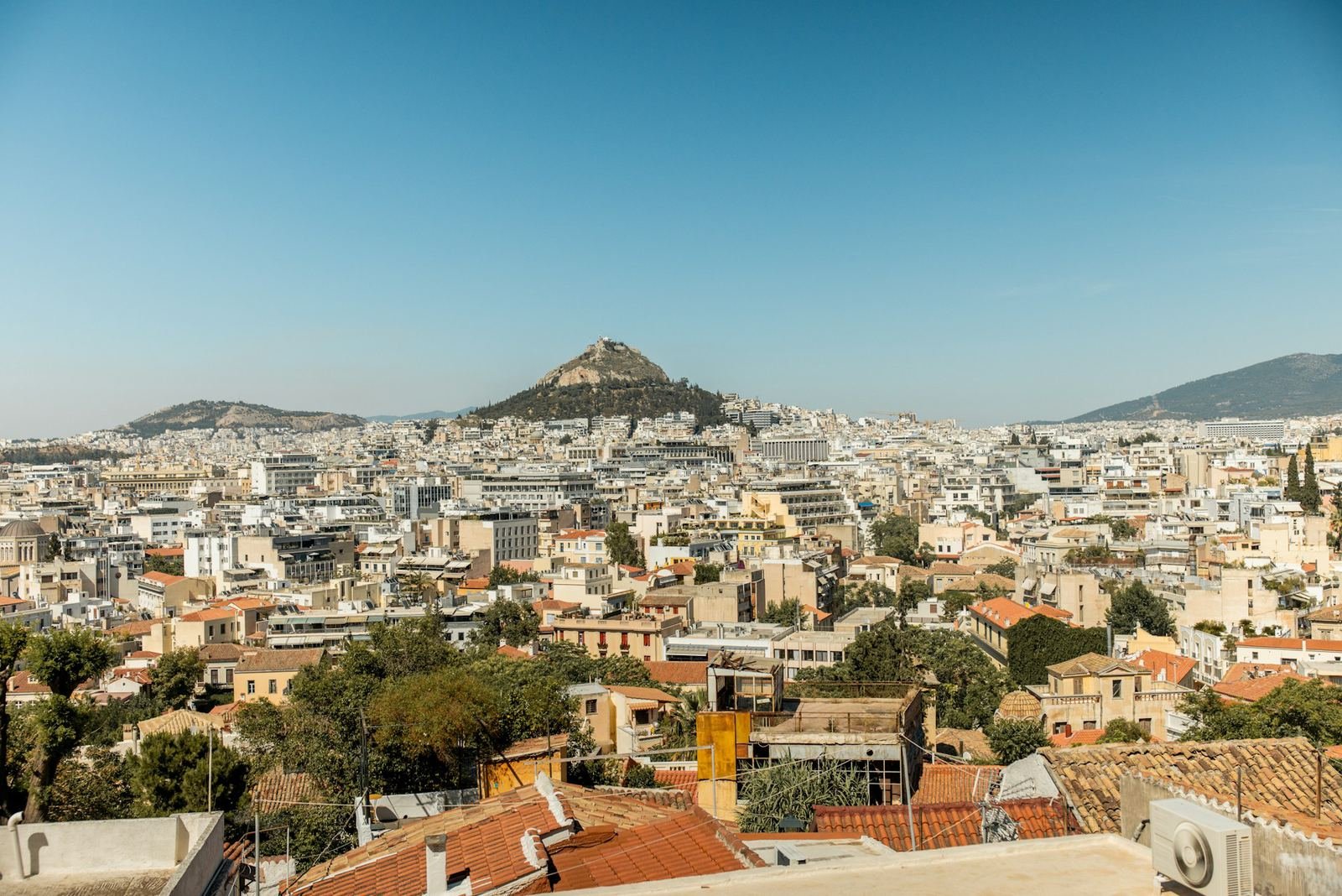 Η Αθήνα με τον Λυκαβηττό